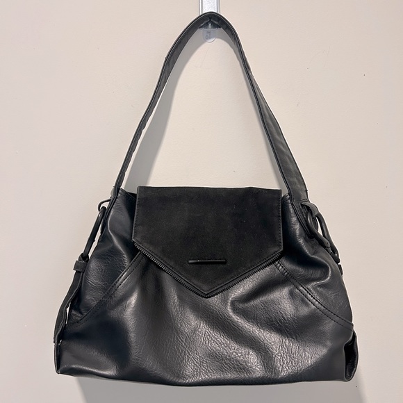 Matt & Nat Handbags - MATT & NAT VEGAN & CRUELTY FREE Shoulder Bag